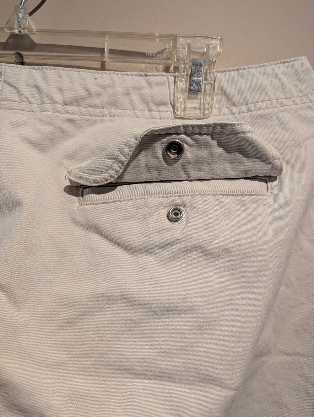 Old Navy, Women's Khaki Pants, Size 14 - Picture 6 of 7